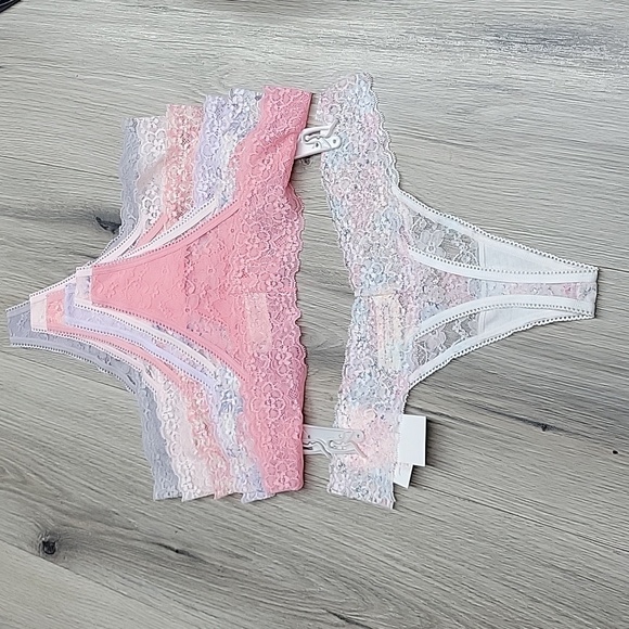 JESSICA SIMPSON THONG. - Picture 9 of 10